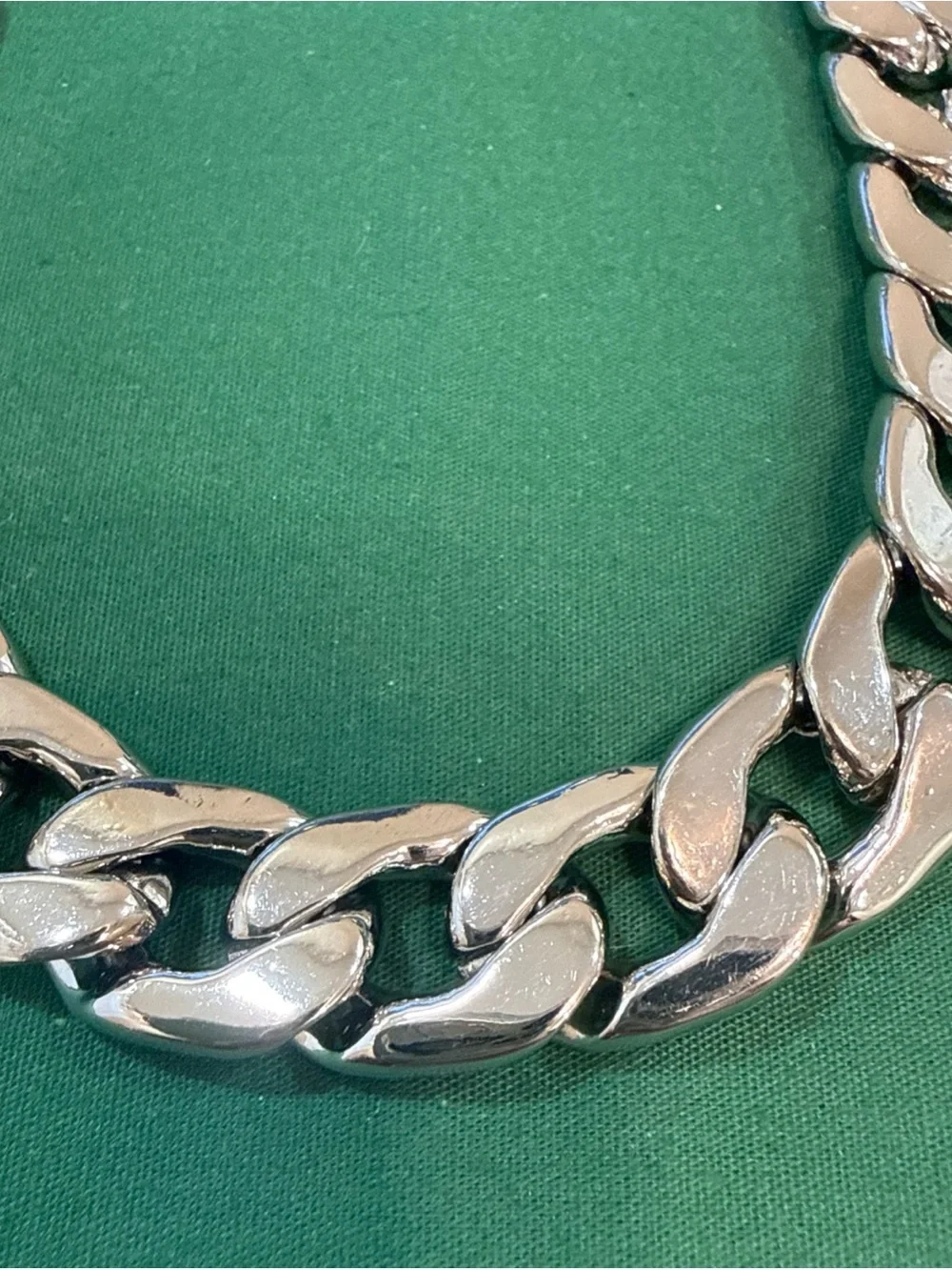 Yuxiang Thick SilverTone Link Chain Necklace. Heavy. 9E